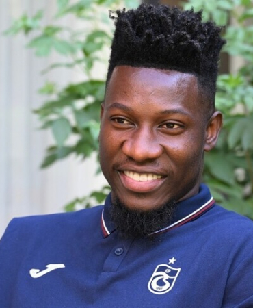 Trabzonspor'un deneyimli kalecisi Onana'dan Fatih Tekke övgüsü
