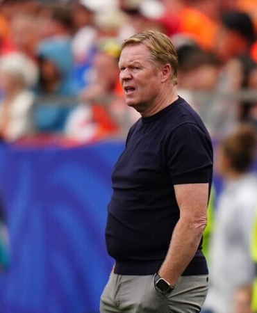Dünya Kupası'na veda eden Hollanda'da teknik direktör Koeman görevinden ayrıldı