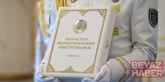 Kazakistan'da yeni anayasa yürürlüğe girdi