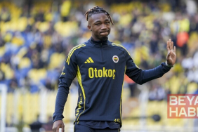 Fenerbahçe Kulübü, Nene'nin de kampa katılacağını duyurdu