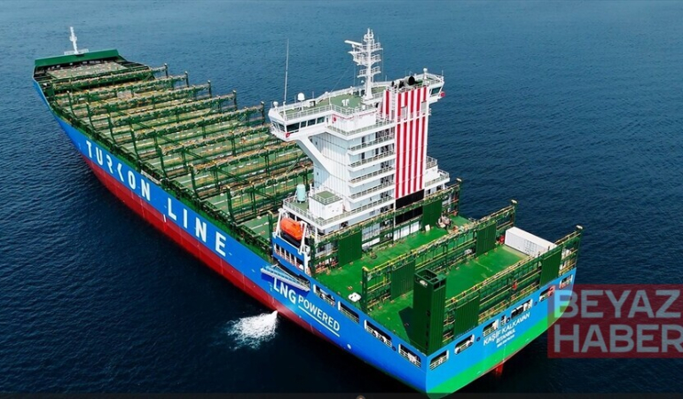 Turkon Line'ın LNG'li konteyner gemisi "Kaşif Kalkavan" Hindistan hattında göreve başlıyor