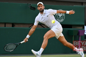 Novak Djokovic, Wimbledon'da yarı finale yükseldi