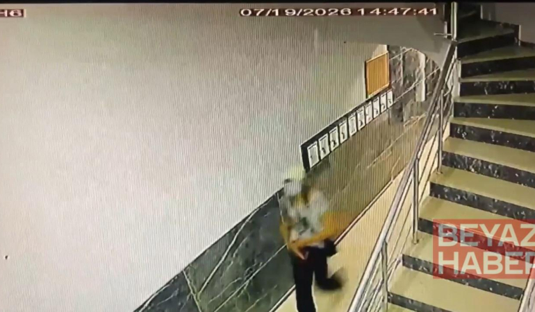 Zeytinburnu’nda kapının göbek kilidini kırıp evi soydular: 3 şüpheli tutuklandı
