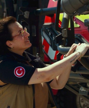 Depremde kardeşini kaybetti, Türkiye