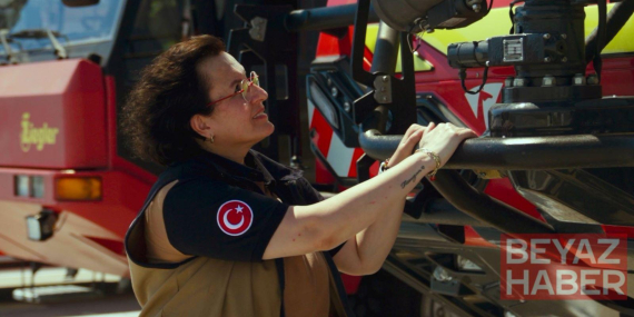 Depremde kardeşini kaybetti, Türkiye
