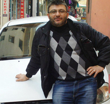 Isparta'da yuvasına sıcak su döktüğü arıların soktuğu esnaf, doğum gününde hayatını kaybetti