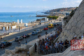 İspanya, göçmenlere karşı deniz bariyeri kurdu