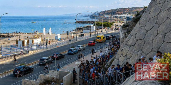 İspanya, göçmenlere karşı deniz bariyeri kurdu
