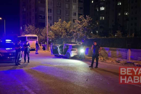 Sokaktaki silahlı kavgada tesadüfen olay yerinde bulunan çift yaralandı