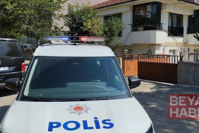 Balkondan düşüp yaralandı