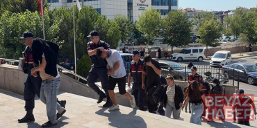Ormana götürdükleri kişiye kadın kıyafeti giydirip videosunu çeken 6 şüpheli gözaltına alındı