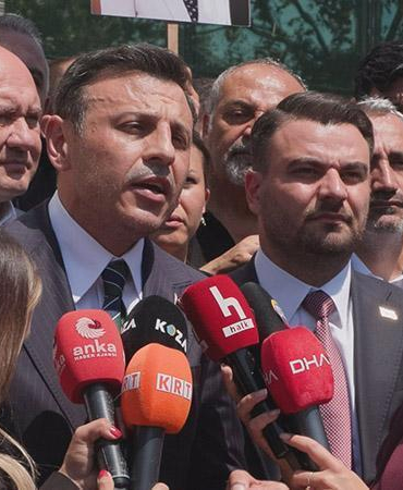 Yeni Parti İstanbul İl Başkanı Çelik Üsküdar Belediyesi başkan vekili seçimi sonrası konuştu