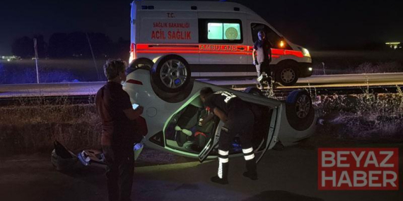 Eskişehir’de şarampole devrilip takla atan otomobildeki 2 kişi yaralandı