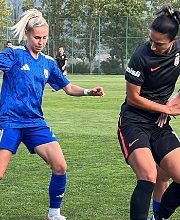 Beşiktaş Kadın Futbol Takımı, hazırlık maçında FOMGET