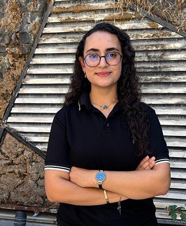Annesi kanserle mücadele eden Türkiye 37’ncisi Hiranur’un hedefi tıp fakültesi