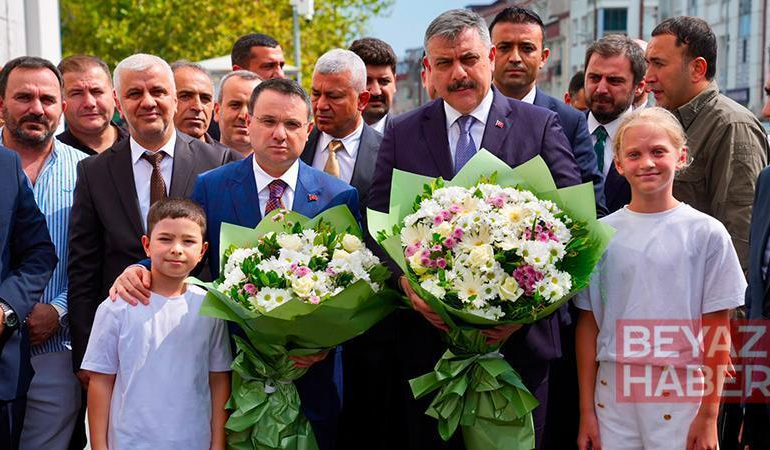Adalet Bakanı Akın Gürlek ve İçişleri Bakanı Mustafa Çiftçi Esenyurt’ta