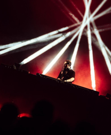 Tiësto, İstanbul Festivali’nde sahne aldı