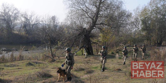 Edirne’de durdurulan araçlarda 9 kaçak göçmen yakalandı, 2 organizatör tutuklandı