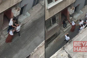 Beyoğlu’nda eniştesinin dükkanında fön çektirdi; para vermek istemeyince taş ve sopalarla evini bastılar