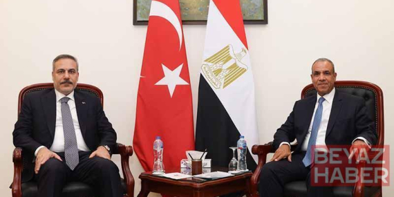 Bakan Fidan, Mısırlı mevkidaşı Abdülati ile bir araya geldi
