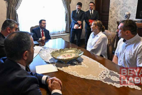 Bakan Gürlek, yorgun mermi ile hayatını kaybeden Emir’in ailesiyle görüştü