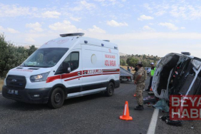 Diyarbakır’da minibüs devrildi: 3 ölü, 11 yaralı