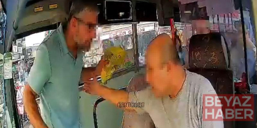 Otobüs şoförü ile otomobil sürücüsü arasındaki tartışma kamerada