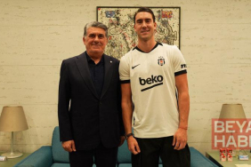 Serdal Adalı: Vlahovic
