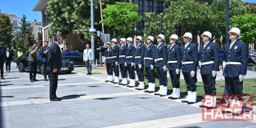 Cumhurbaşkanı Yardımcısı Yılmaz: Vatandaşın yastık altı, Merkez Bankası rezervinden büyük