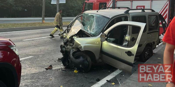 Sarıyer’de 4 otomobilin karıştığı kaza kamerada; araç havalanıp karşı yöne savruldu
