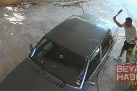 Eski sevgilisini ölümle tehdit edip, otomobiline satırla zarar verdi