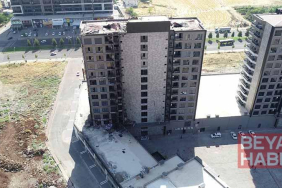 Plazadaki yangının boyutu, gün ağarınca ortaya çıktı