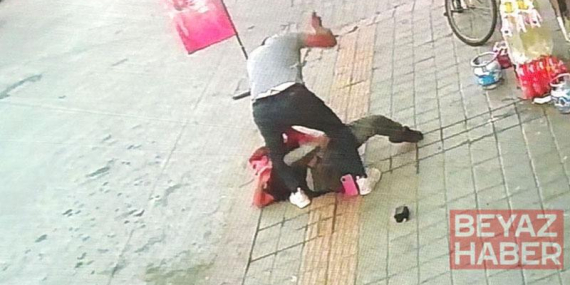 Kütahya’da eski eşinin sokakta bıçakladığı kadın ağır yaralandı; olay anı kamerada