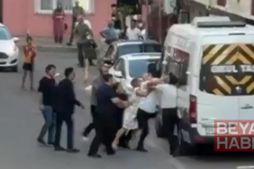 Komşuların keserli, yumruklu kavgası kamerada