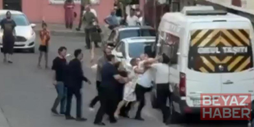 Komşuların keserli, yumruklu kavgası kamerada