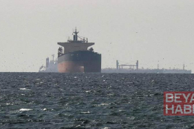 Umman açıklarında petrol tankeri vuruldu