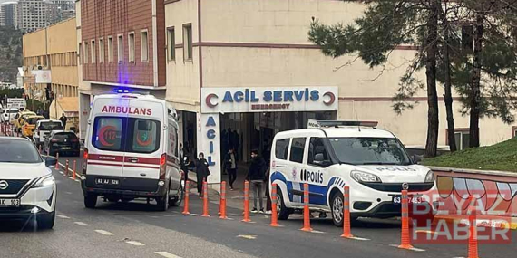 Dedesinin kullandığı otomobilin altında kalan Abdi Emin hayatını kaybetti