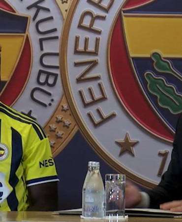 Fenerbahçe, Kojo Peprah Oppong için imza töreni düzenledi