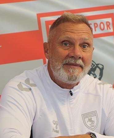 Samsunspor Teknik Direktörü Fink: Çok iyi bir Fenerbahçe’ye karşı oynayacağız
