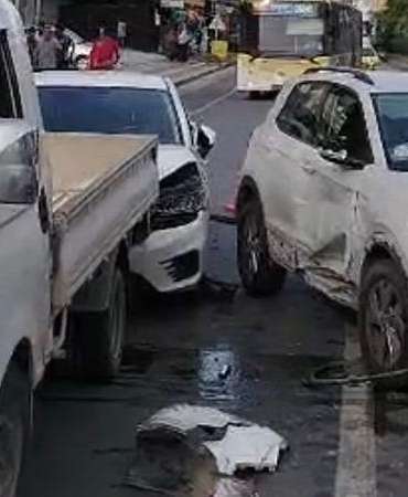 Mersin’de zincirleme kaza: 3 yaralı