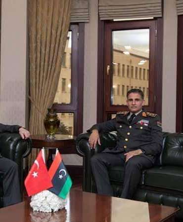 Genelkurmay Başkanı Orgeneral Bayraktaroğlu, Libyalı mevkidaşı Al-Namroush ile bir araya geldi