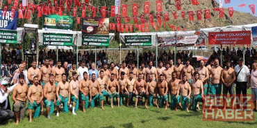 Tortum’da 136’ncısı düzenlenen güreşlerin başpehlivanı Fatih Yaşarlı oldu