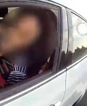Otoyol jandarması, emekli öğretmen çifti dolandırılmaktan kurtardı