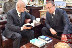 MHP krizin üstünü örtmüştü... İzzet Ulvi Yönter'den 'imza' yerine 'mesaj' geldi