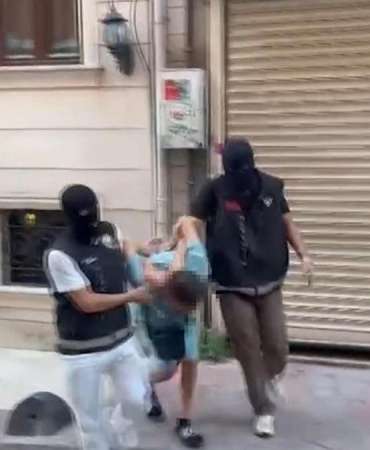 İngiltere’nin aradığı uyuşturucu şüphelisi İstanbul'da yakalandı