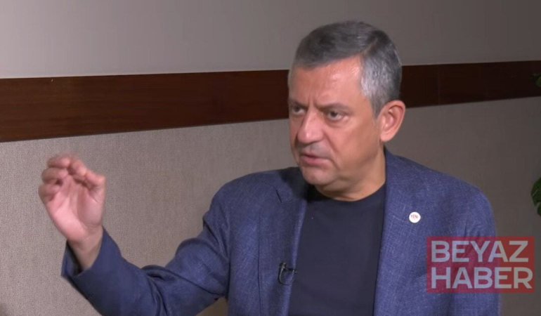 Cemil Tugay AKP'ye mi geçiyor? Özgür Özel'den çok konuşulacak sözler