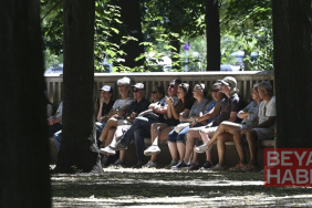 Almanya'da nüfusun yaşlanması sosyal bütçeyi rekor seviyeye taşıyor