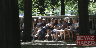 Almanya'da nüfusun yaşlanması sosyal bütçeyi rekor seviyeye taşıyor