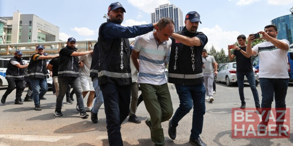 Yeni Parti Gaziantep Milletvekili Meriç'in bıçaklanmasına ilişkin 2 şüpheli tutuklandı