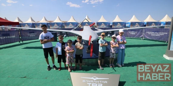 Bayraktar TB2, Siirt'teki "TEKNOFEST Savaşan İHA Yarışması"nda sergileniyor